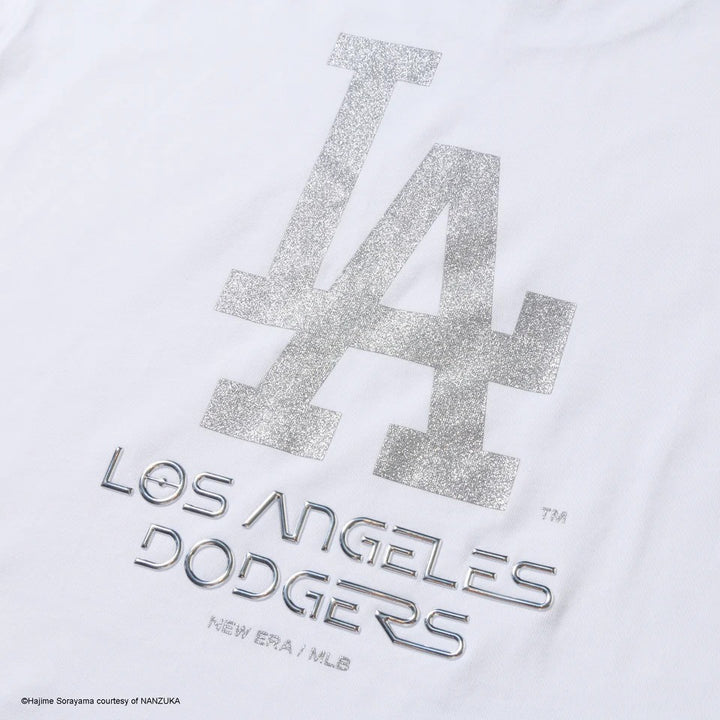 New Era เสื้อยืดแขนสั้นรุ่น New Era X Hajime Sorayama Los Angeles Dodgers White Oversized Short Sleeve T-Shirt