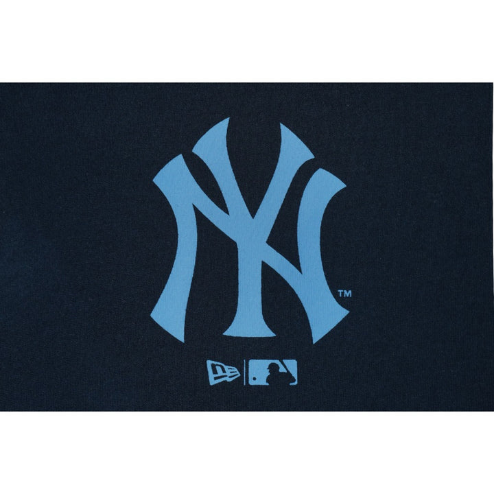 เสื้อโอเวอร์ไซส์ New Era รุ่น New York Yankees Assorted Graphic Donut Oceanside Blue Oversized Short Sleeve T-Shirt