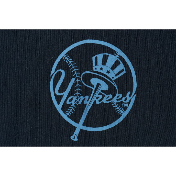 เสื้อโอเวอร์ไซส์ New Era รุ่น New York Yankees Assorted Graphic Donut Oceanside Blue Oversized Short Sleeve T-Shirt