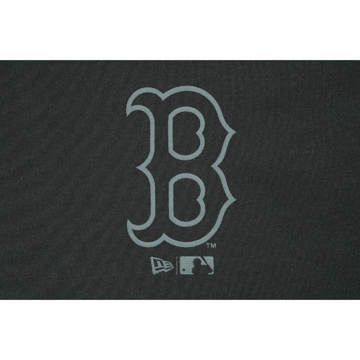 เสื้อโอเวอร์ไซส์ New Era รุ่น Boston Red Sox Assorted Graphic Burger Steel Clouds Gray Oversized Short Sleeve T-Shirt