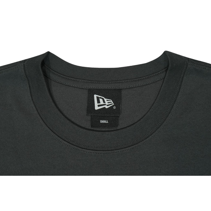 เสื้อโอเวอร์ไซส์ New Era รุ่น Boston Red Sox Assorted Graphic Burger Steel Clouds Gray Oversized Short Sleeve T-Shirt