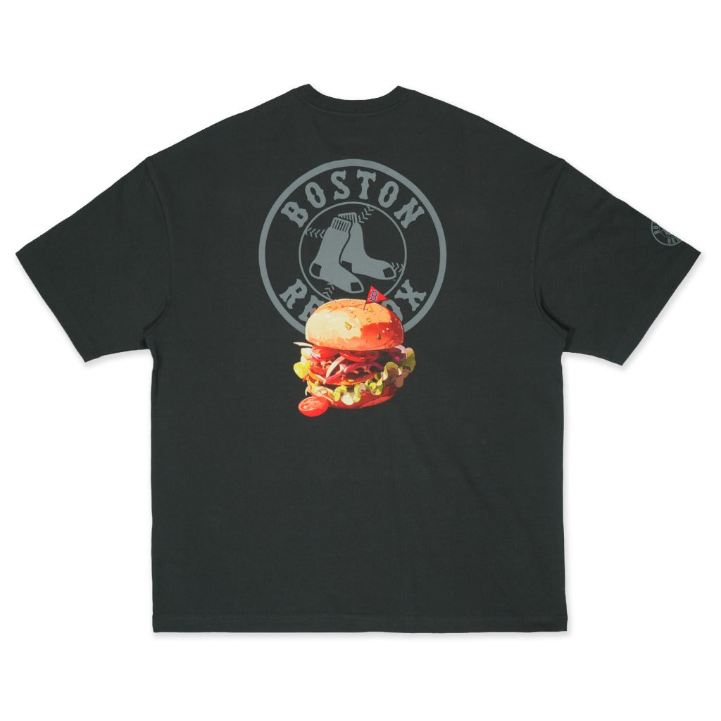 เสื้อโอเวอร์ไซส์ New Era รุ่น Boston Red Sox Assorted Graphic Burger Steel Clouds Gray Oversized Short Sleeve T-Shirt
