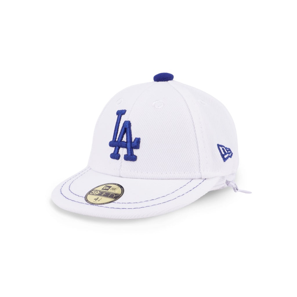 กระเป๋าใส่กุญแจ New Era รุ่น Los Angeles Dodgers Ne Fan Fam White Cap Pouch