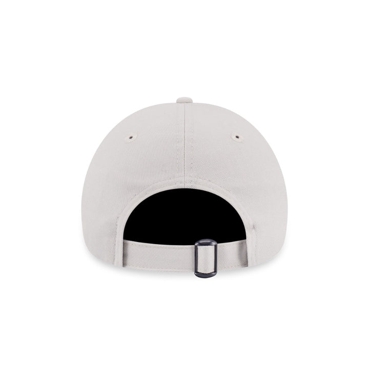 หมวกแก๊ป New Era รุ่น Los Angeles Dodgers Metal Badge Matte Brushed Ivory 9Twenty Small Cap