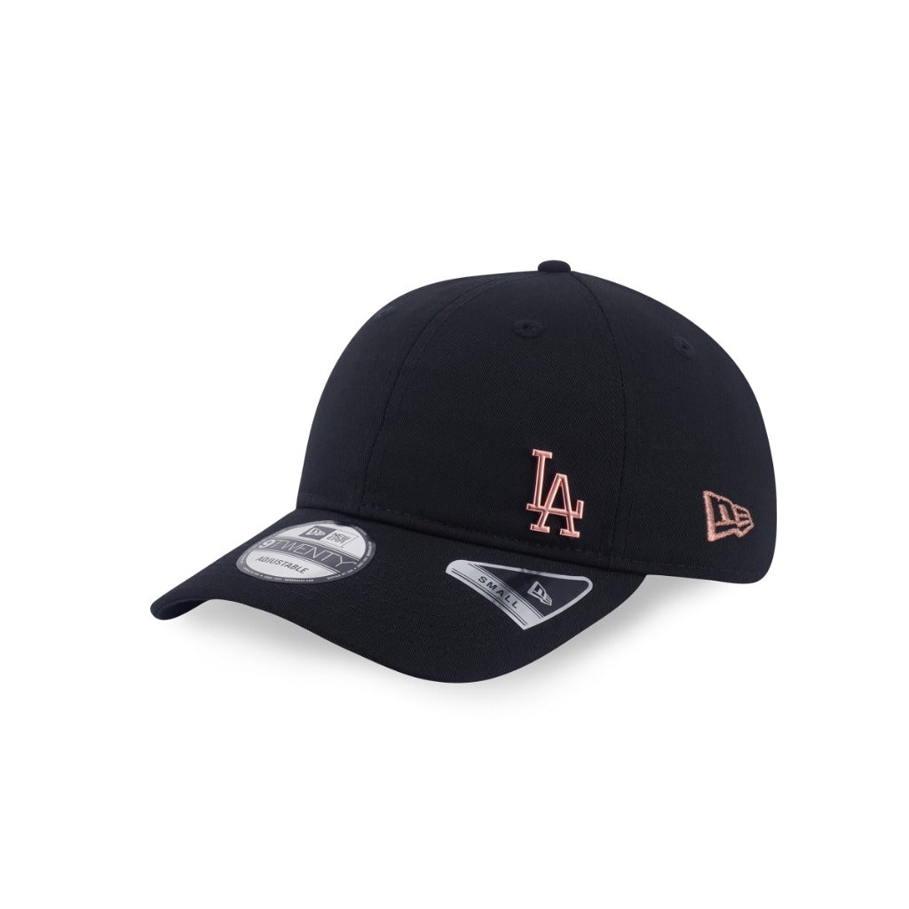 หมวกแก๊ป New Era รุ่น Los Angeles Dodgers Metal Badge Matte Brushed Black 9Twenty Small Cap