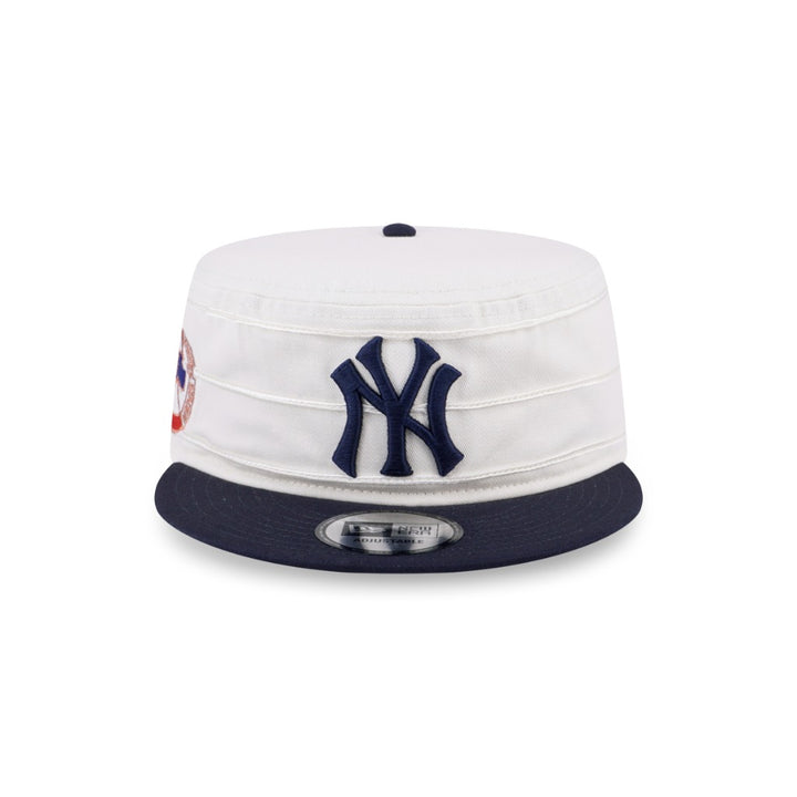 หมวกพิลล์บ็อกซ์ New Era รุ่น New York Yankees Co Pillbox Pack Chrome White And Navy Pillbox Cap