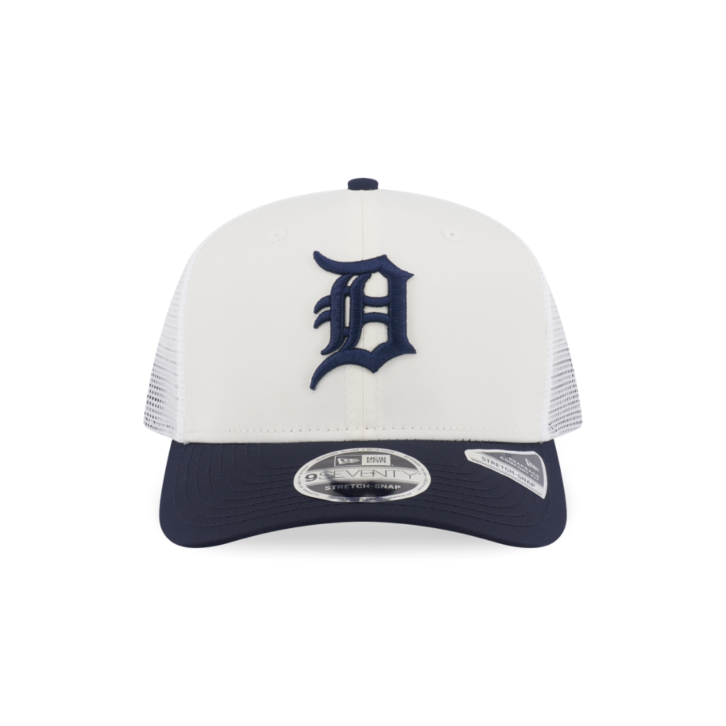 หมวกแก๊ป New Era รุ่น Detroit Tigers 9Seventy Trucker FW26 Chrome White/ Navy 9Seventy Stretch Snap Cap