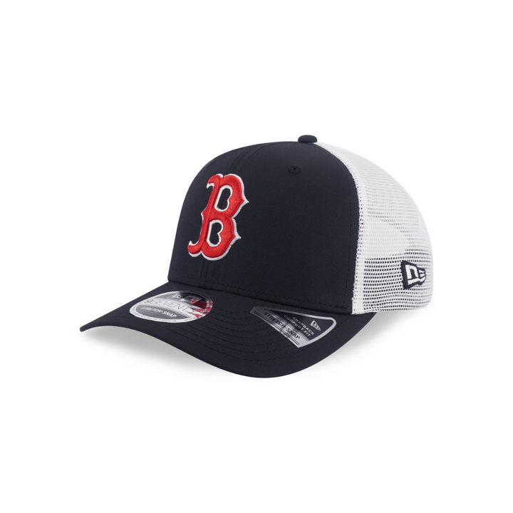 หมวกแก๊ป New Era รุ่น Boston Red Sox 9Seventy Trucker FW26 Black 9Seventy Stretch Snap Cap