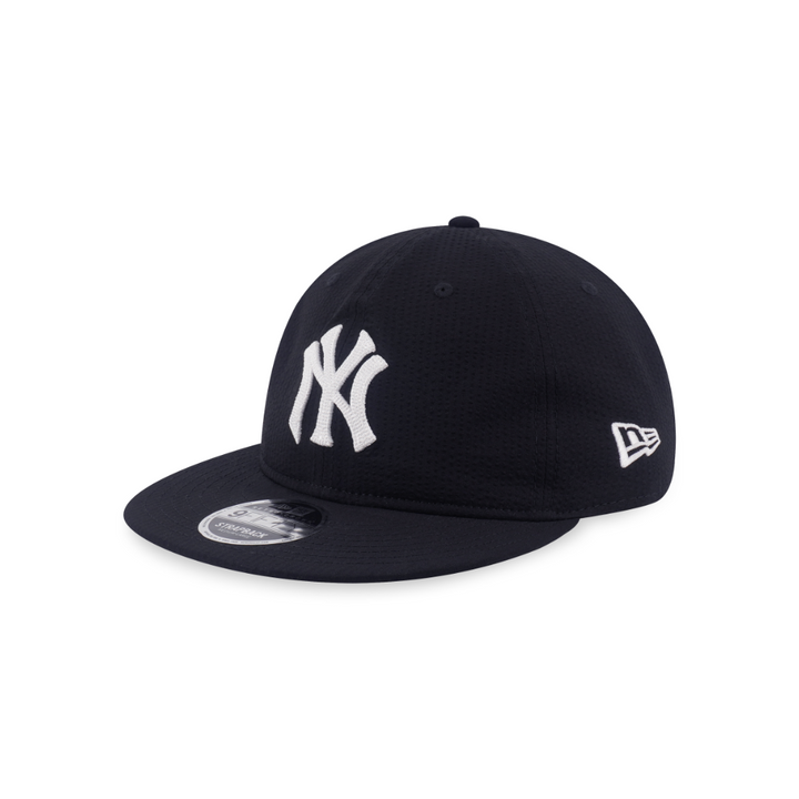 หมวกแก๊ป New Era รุ่น New York Yankees 9Fifty RC Seersucker Black 9Fifty Retro Crown Cap