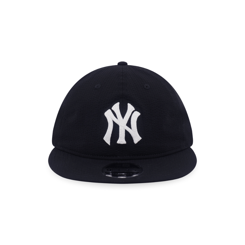 หมวกแก๊ป New Era รุ่น New York Yankees 9Fifty RC Seersucker Black 9Fifty Retro Crown Cap