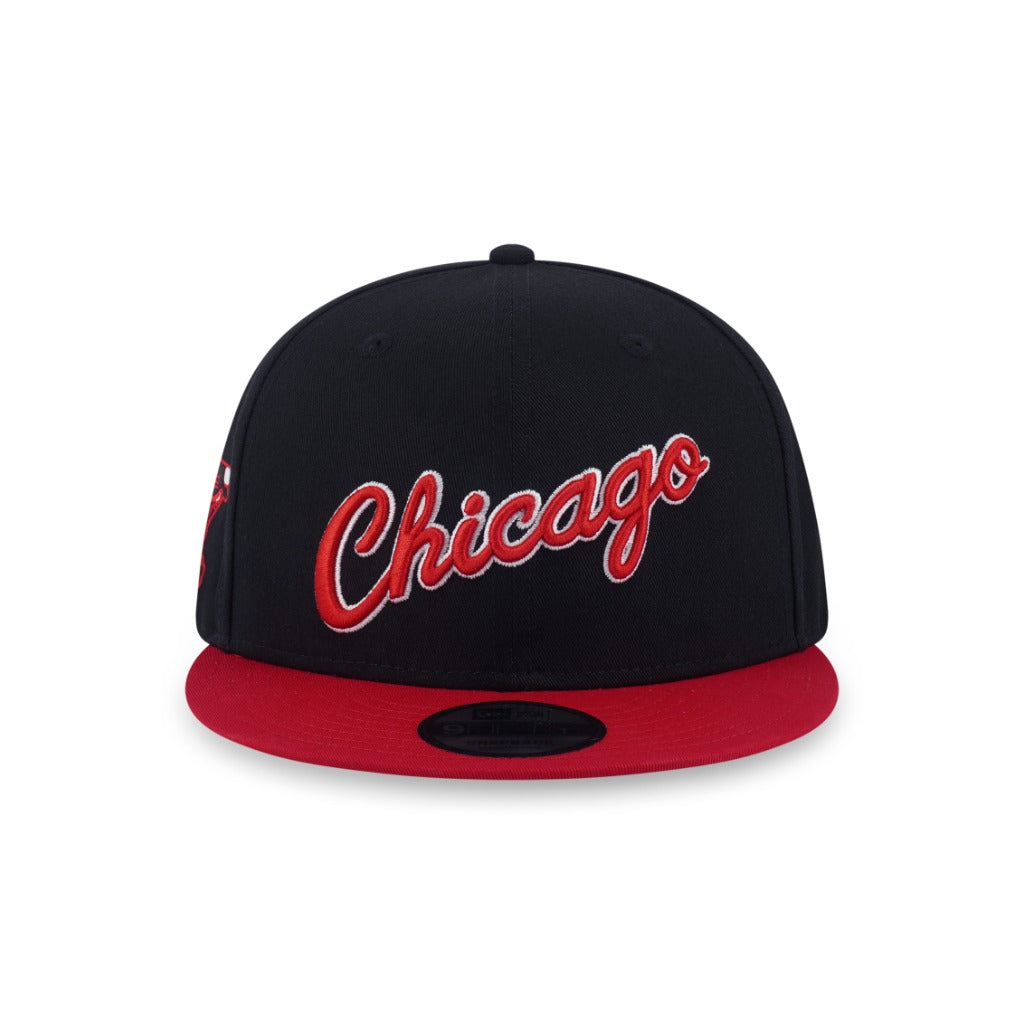 หมวกแก๊ป New Era รุ่น Chicago Bulls NBA Hardwood Classics 2-Tone Scarlet Visor Black 9Fifty Cap