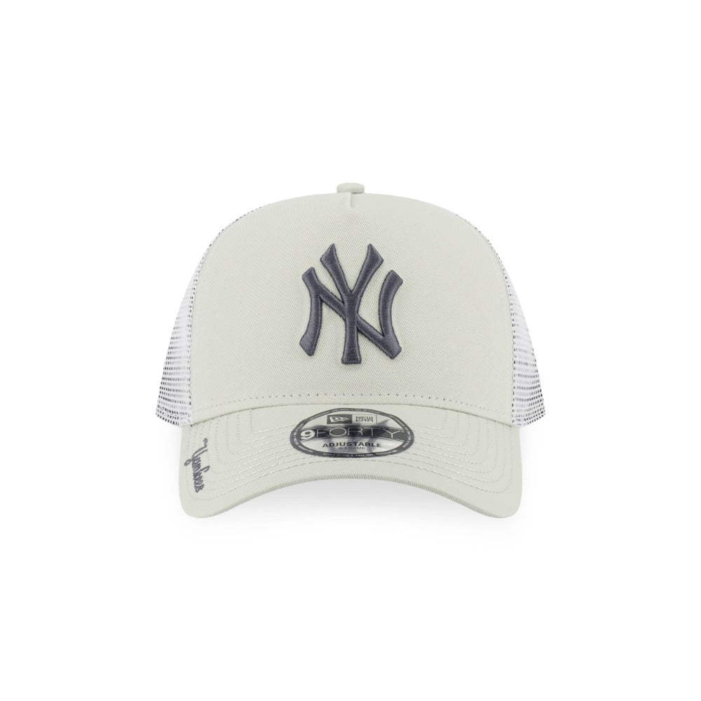 หมวกแก๊ป New Era รุ่น New York Yankees Color Era Soft Grass 9Forty A-Frame Trucker Cap