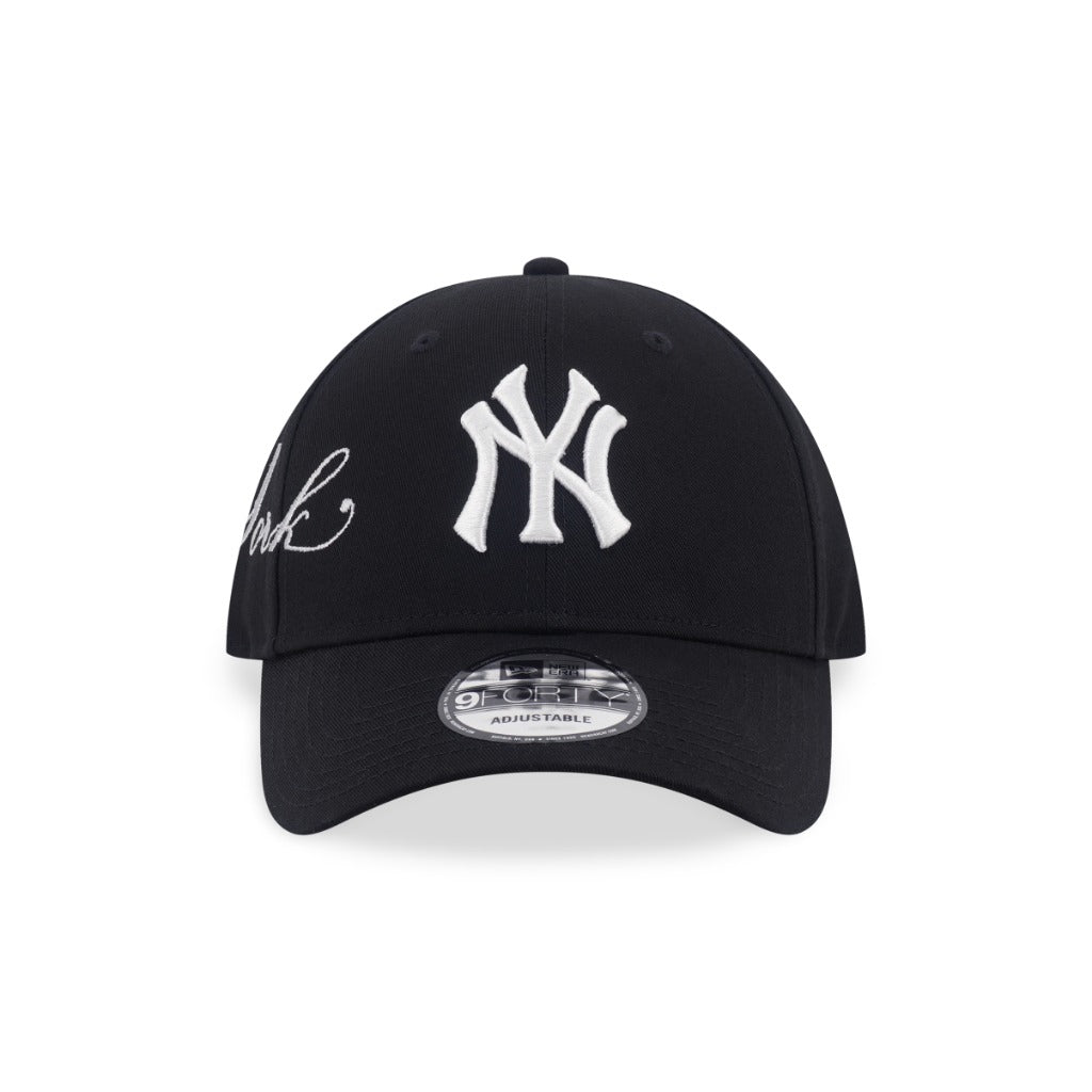 หมวกแก๊ป New Era รุ่น New York Yankees Cross Panels Script Black 9Forty Cap