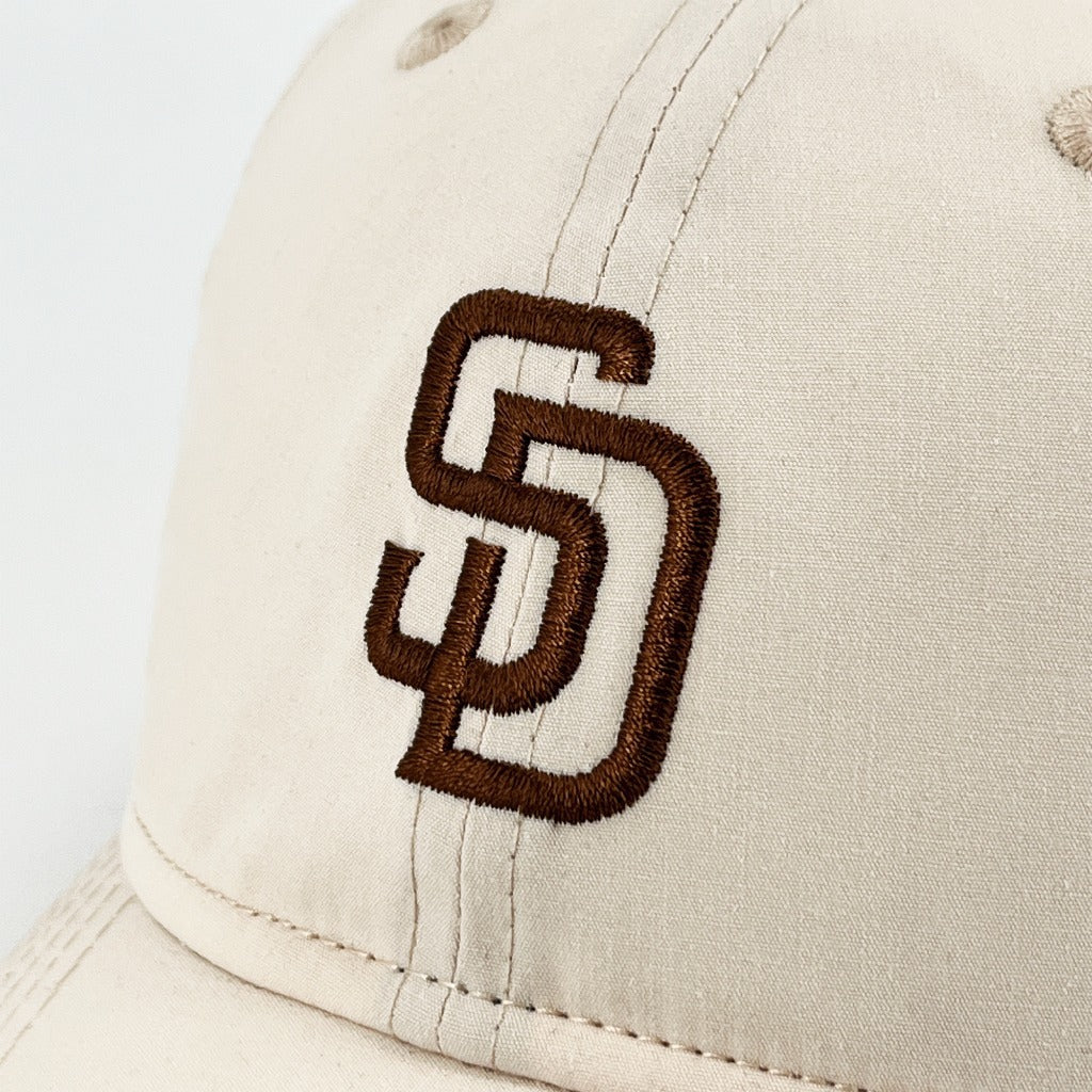 หมวกแก๊ป New Era รุ่น San Diego Padres Typewriter Beige 9Twenty Cap