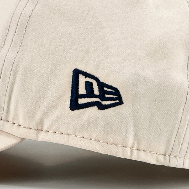 หมวกแก๊ป New Era รุ่น New York Yankees Typewriter Beige 9Twenty Cap