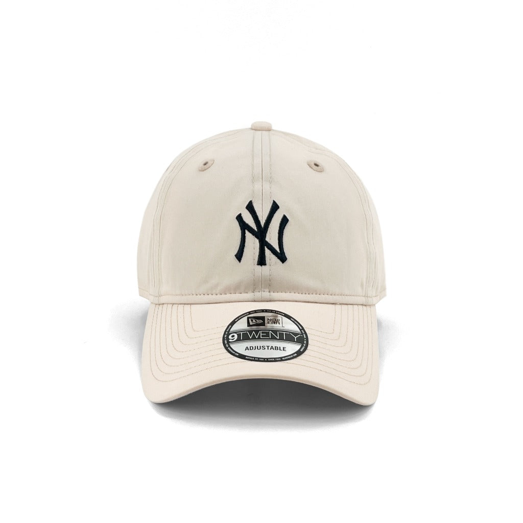 หมวกแก๊ป New Era รุ่น New York Yankees Typewriter Beige 9Twenty Cap