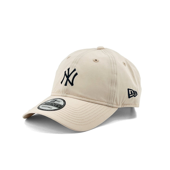 หมวกแก๊ป New Era รุ่น New York Yankees Typewriter Beige 9Twenty Cap