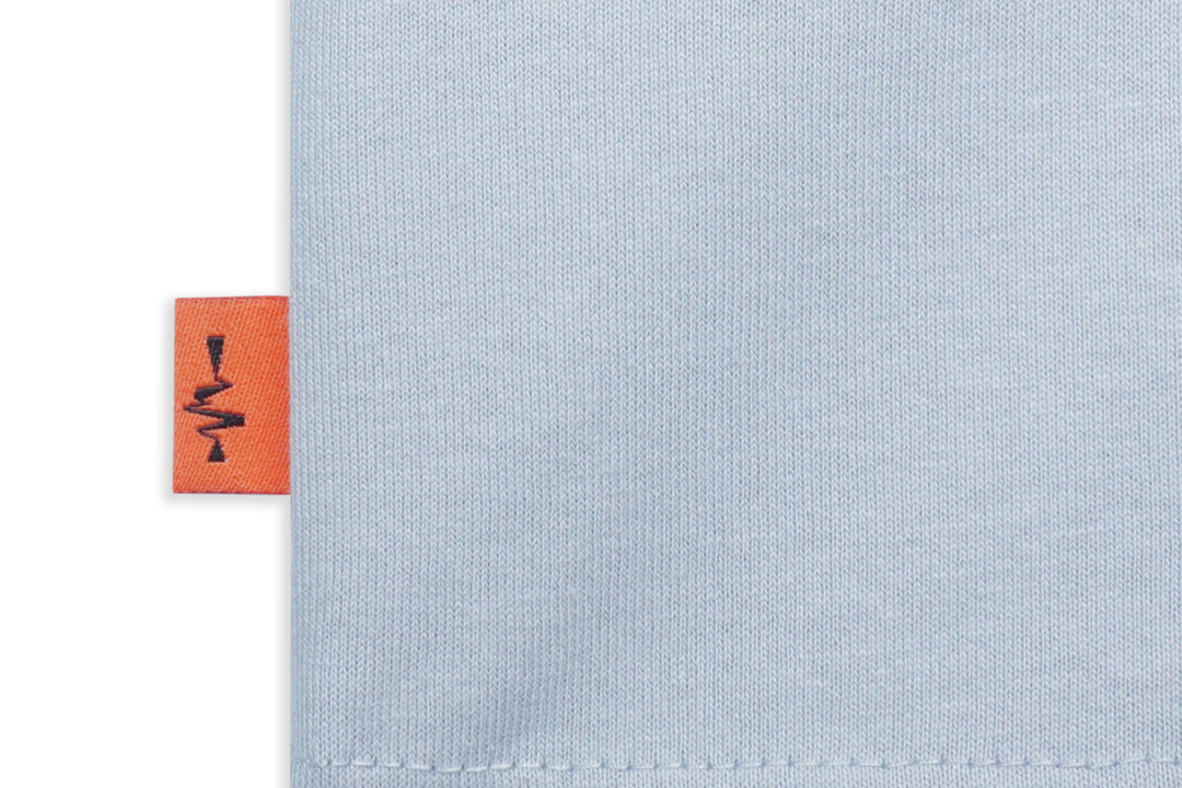 New Era เสื้อยืดแขนสั้นรุ่น New Era X Monsoon Patrol Monsoon Patrol Dolphine Grey Short Sleeve Tee