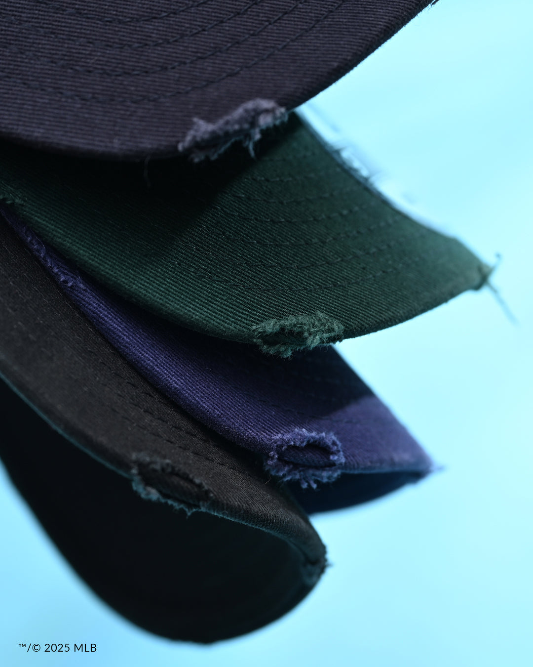 New Era หมวกรุ่น Boston Red Sox Distressed Navy 9Twenty Cap