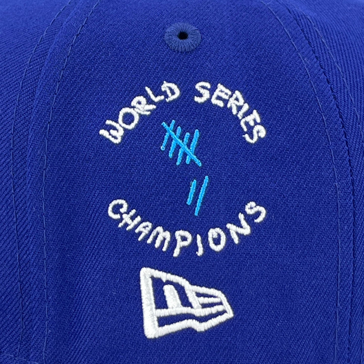 หมวกแก๊ป New Era รุ่น Los Angeles Dodgers Scribble Dark Royal 59Fifty Cap