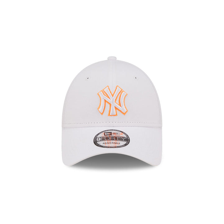 หมวกแก๊ป New Era รุ่น New York Yankees Neon Outline Optic White 9Forty Cap