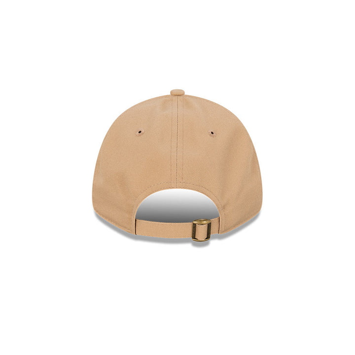 New Era หมวกรุ่น Las Vegas Raiders Almond Shell Camel 9Forty Cloth Strap Cap