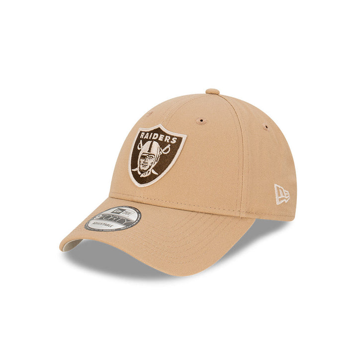 New Era หมวกรุ่น Las Vegas Raiders Almond Shell Camel 9Forty Cloth Strap Cap
