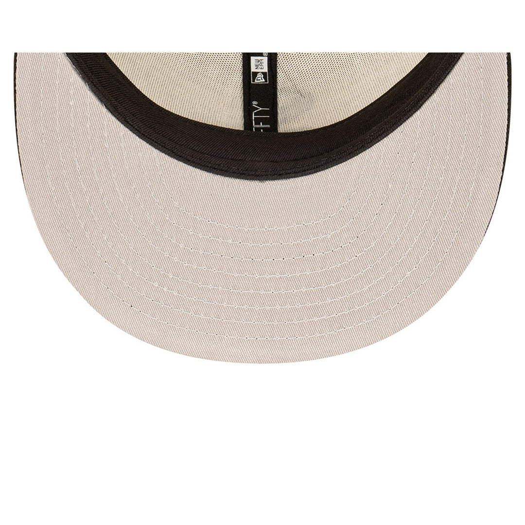 New Era หมวกรุ่น Las Vegas Raiders 2-Tone Black Visor Chrome White 9Fifty Cap