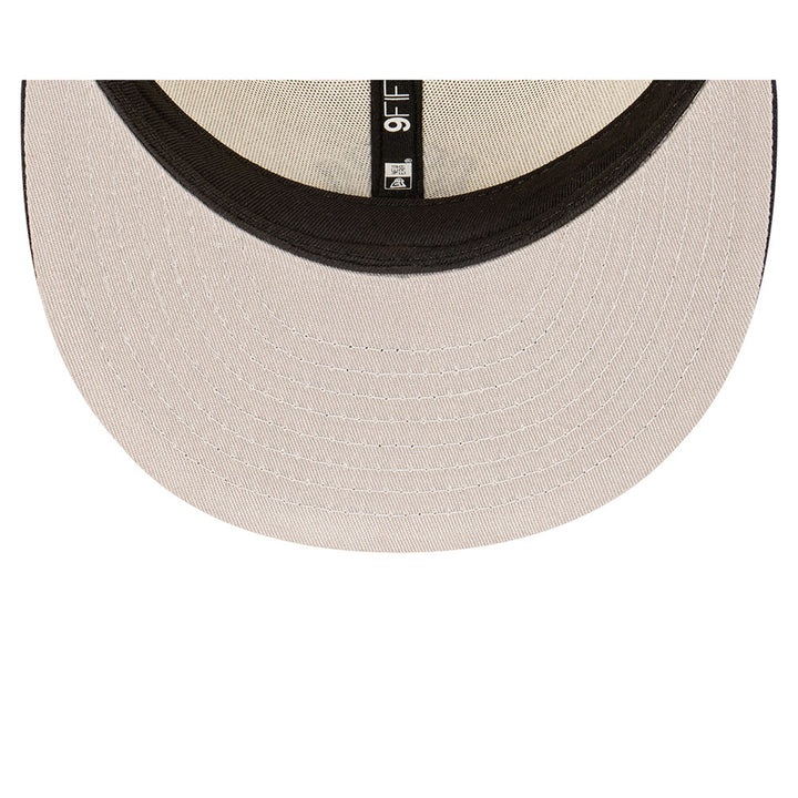 New Era หมวกรุ่น New York Yankees 2-Tone Navy Visor Chrome White 9Fifty Cap