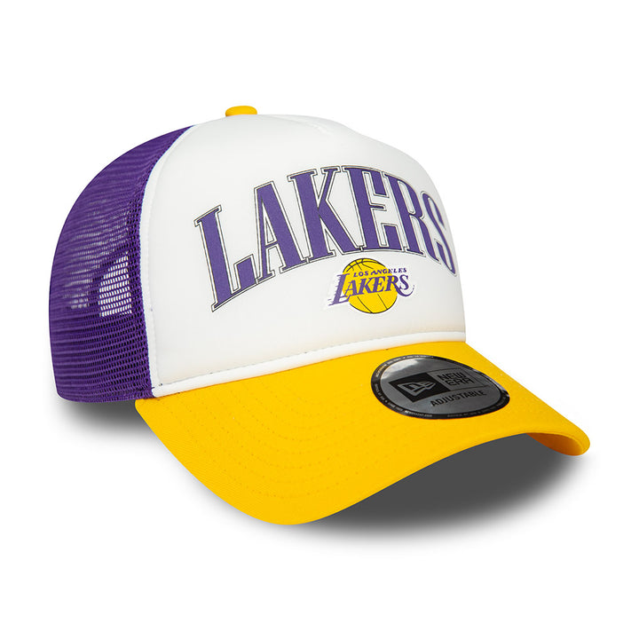 New Era หมวกรุ่น Los Angeles Lakers NBA Graphic 2-Tone True Purple Rear White 9Forty EF Trucker Cap