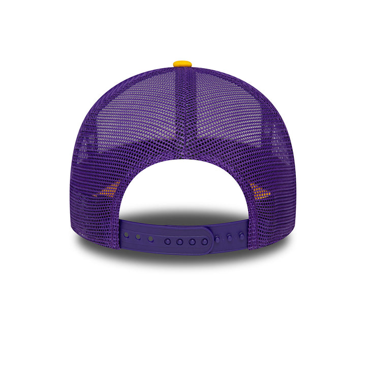 New Era หมวกรุ่น Los Angeles Lakers NBA Graphic 2-Tone True Purple Rear White 9Forty EF Trucker Cap