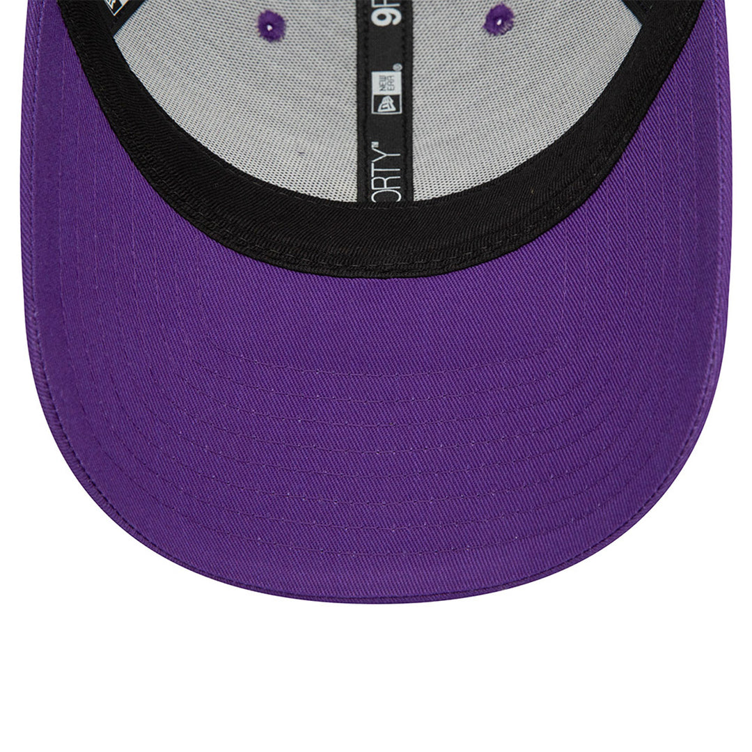 NEW ERA หมวก รุ่น LOS ANGELES LAKERS NBA PURPLE 9FORTY TRUCKER CAP