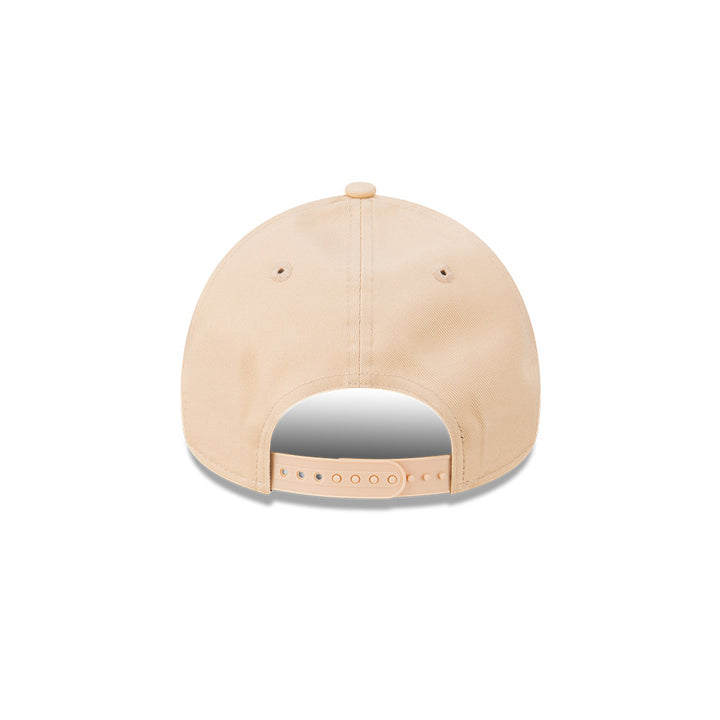 NEW ERA หมวกรุ่น CHICAGO BULLS OATMILK 9FORTY AF  CAP