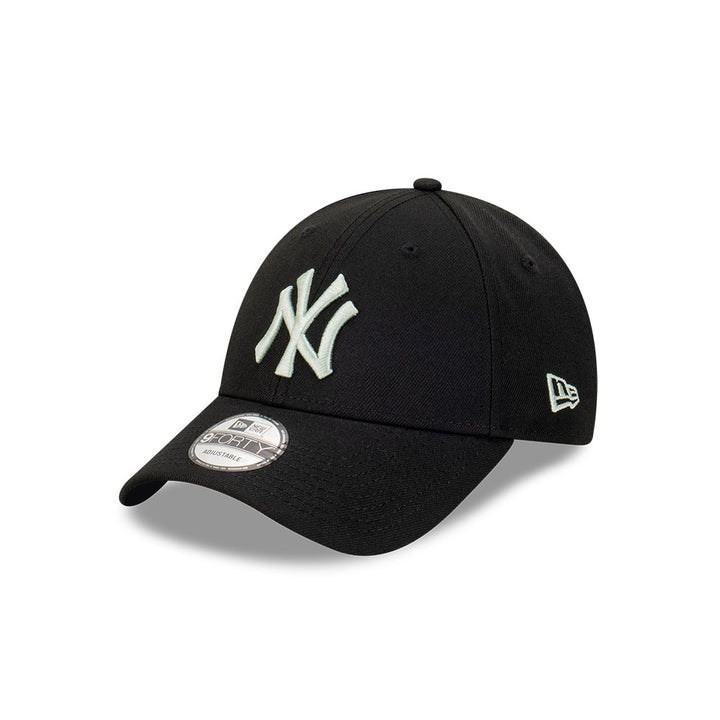 New Era หมวกรุ่น NEW YORK YANKEES REPREVE SEASONAL BLACK 9FORTY CAP