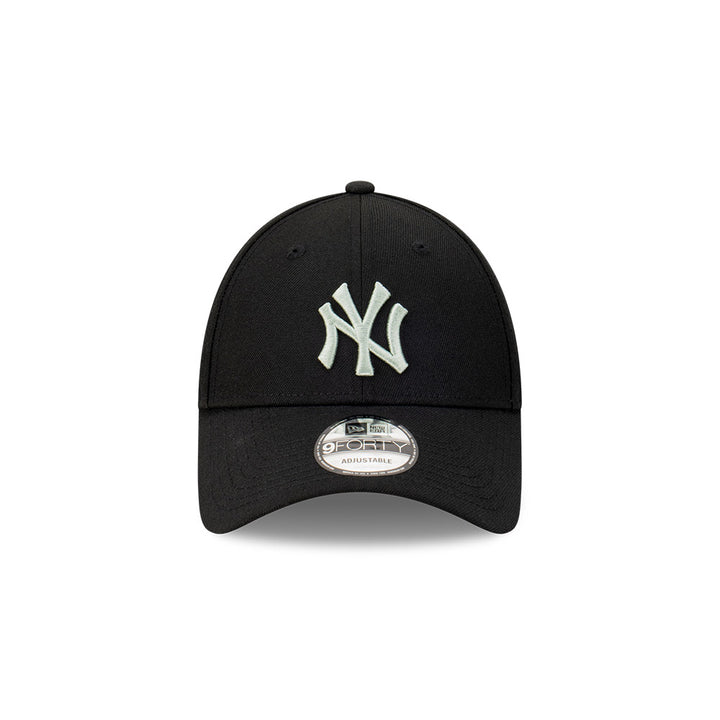New Era หมวกรุ่น NEW YORK YANKEES REPREVE SEASONAL BLACK 9FORTY CAP