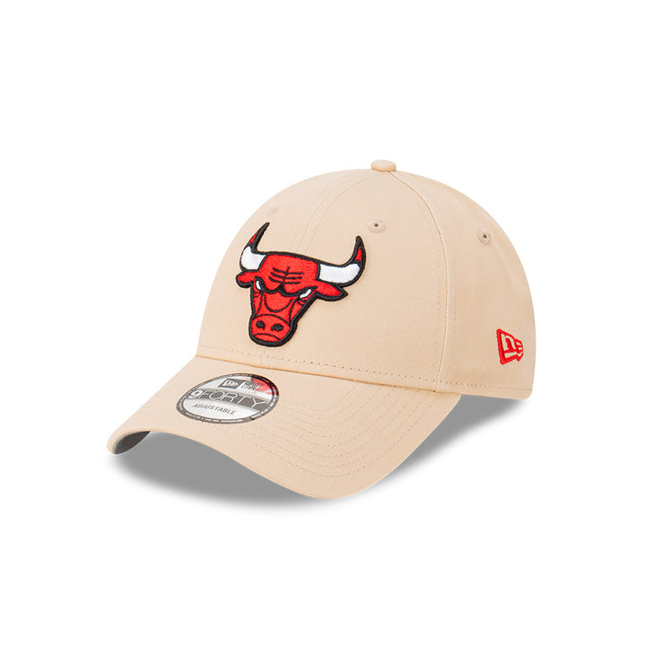 New Era หมวกรุ่น CHICAGO BULLS OAT MILK 9FORTY CAP