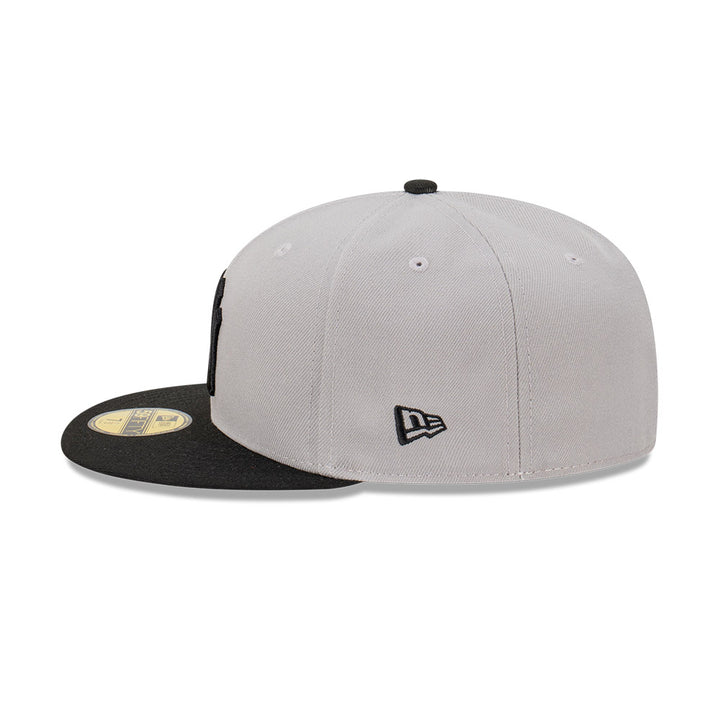 New Era หมวกรุ่น New York Yankees Gravel 2Tone Black Visor Gray 59FIFTY Cap