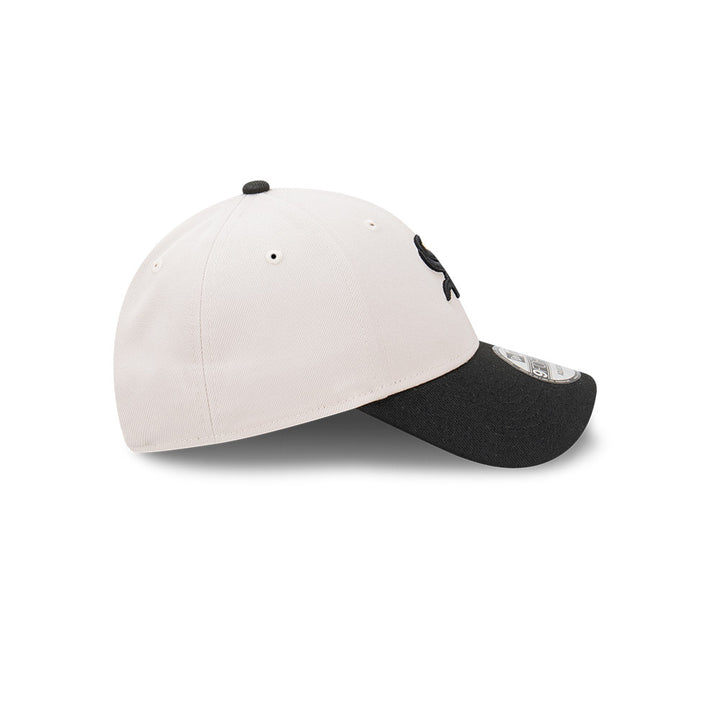 หมวกแก๊ป New Era รุ่น Chicago White Sox 2-Tone Stone Repreve Stone 9Forty Cloth Strap Cap