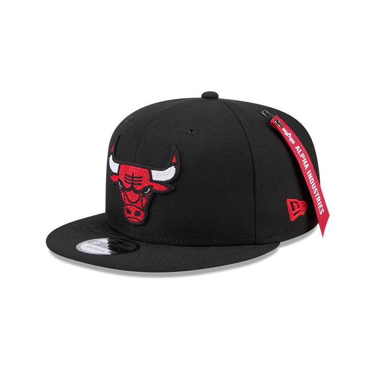 New Era หมวกรุ่น New Era x Alpha Industrial Chicago Bulls Black 9FIFTY Cap