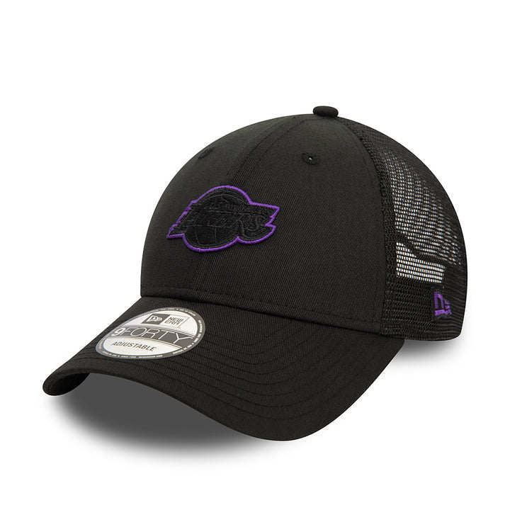 New Era หมวกรุ่น Los Angeles Lakers Black 9FORTY Trucker Cap