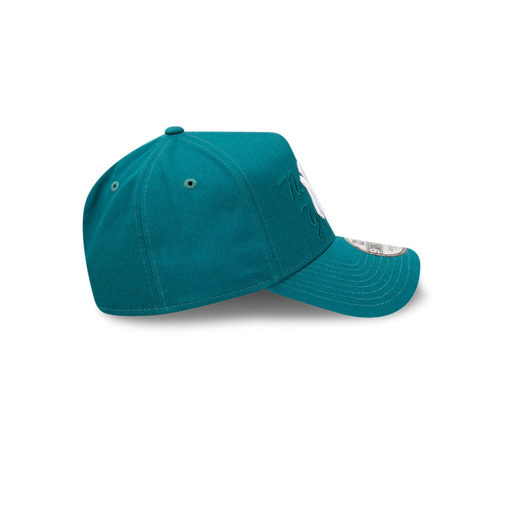 New Era หมวกรุ่น New York Yankees Tonal Script 9FORTY A-Frame Cap