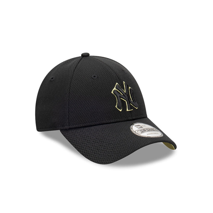 New Era หมวกรุ่น New York Yankees Dashmark Black 9FORTY Cap