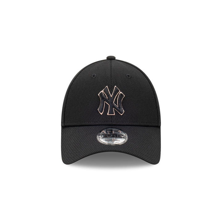 New Era หมวกรุ่น New York Yankees Dashmark Black 9FORTY Cap