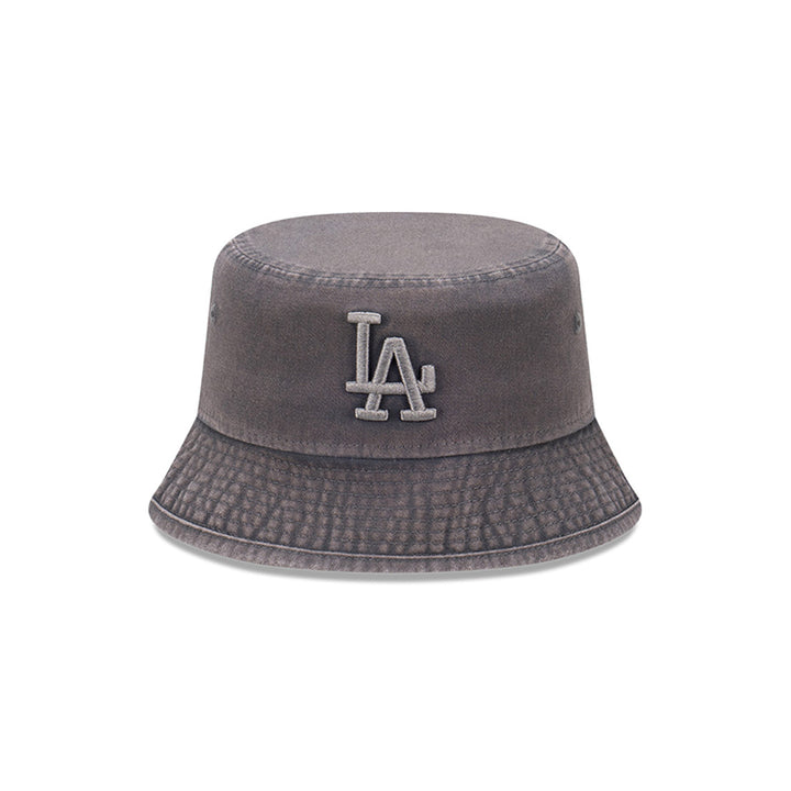 New Era หมวกรุ่น Los Angeles Dodgers Tonal Snow Wash Graphite Bucket 01