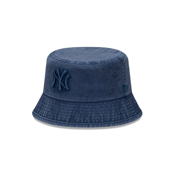 New Era หมวกรุ่น New York Yankees Tonal Snow Wash Oceanside Blue Bucket 01