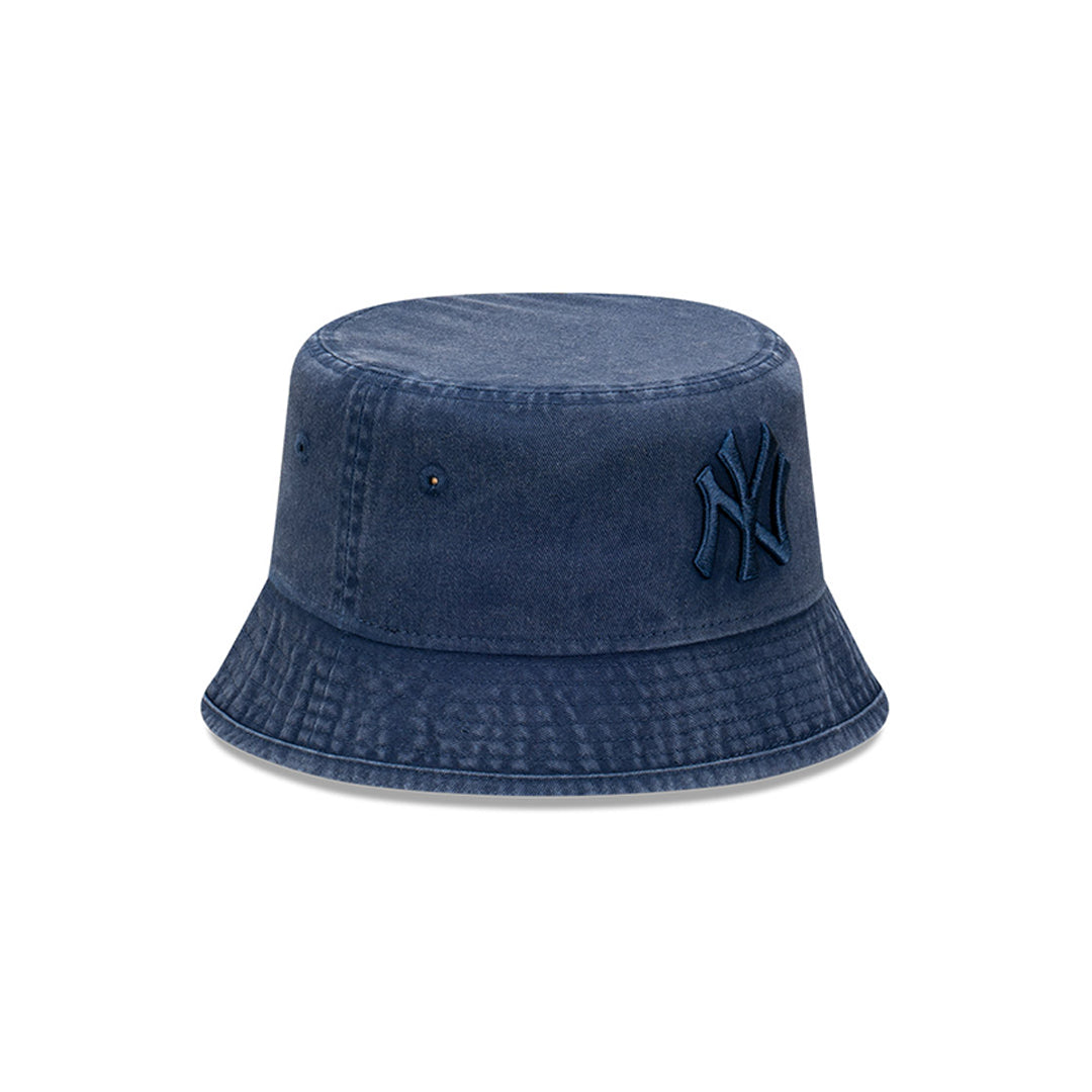 New Era หมวกรุ่น New York Yankees Tonal Snow Wash Oceanside Blue Bucket 01