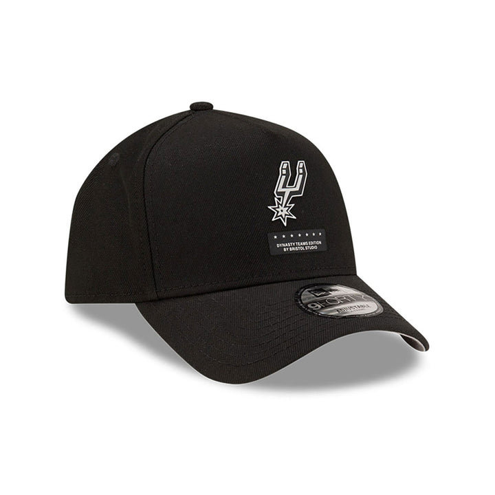 New Era หมวกรุ่น BRISTOL x NBA 2024 San Antonio Spurs Black 9FORTY A-Frame Cap