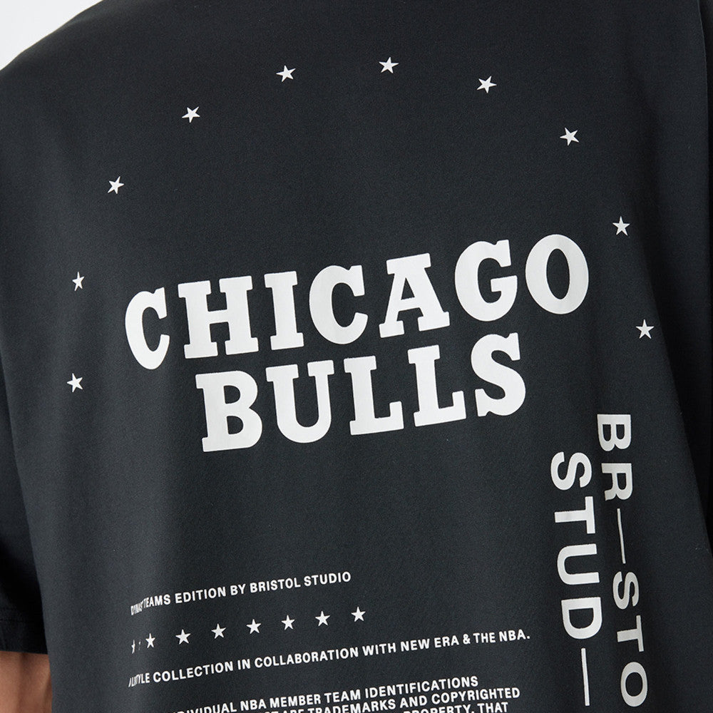 New Era เสื้อยืดแขนสั้นรุ่น BRISTOL x NBA 2024 Chicago Bulls Black Short Sleeve Tee