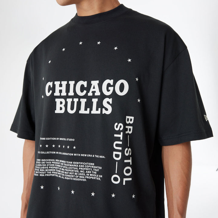 New Era เสื้อยืดแขนสั้นรุ่น BRISTOL x NBA 2024 Chicago Bulls Black Short Sleeve Tee