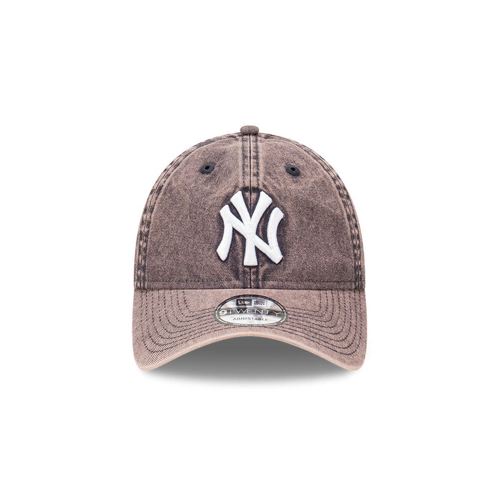 New Era หมวกรุ่น New York Yankees Snow Washed Black 9TWENTY Cap